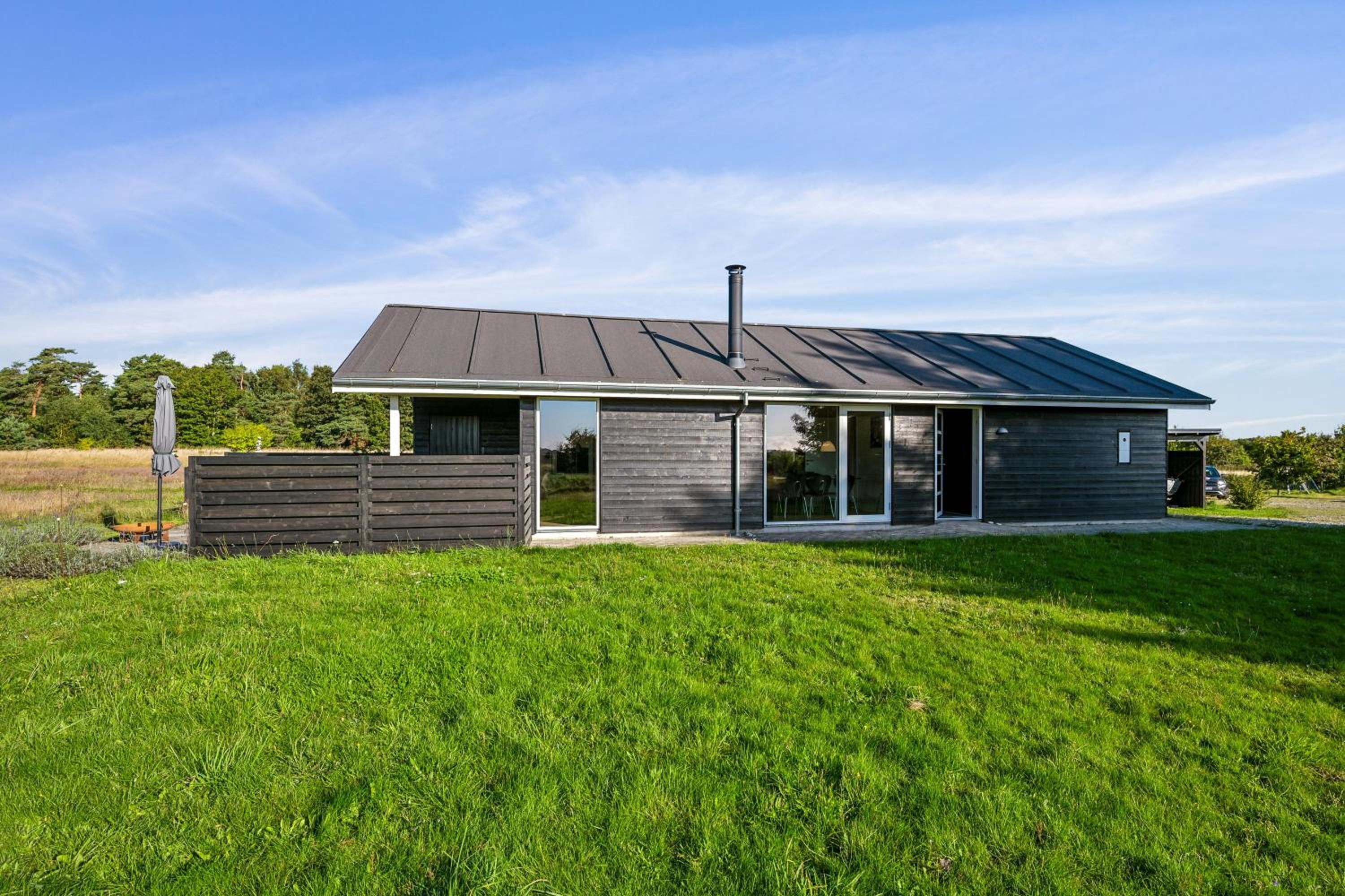 Lyst Og Stilrent Sommerhus Ved Gjerrild Strand