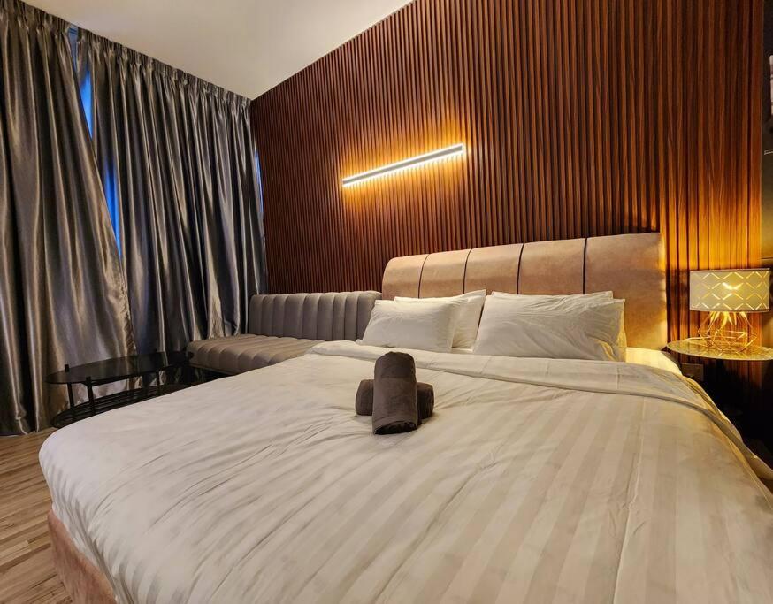 Millerz Square 2pax Studio room 2