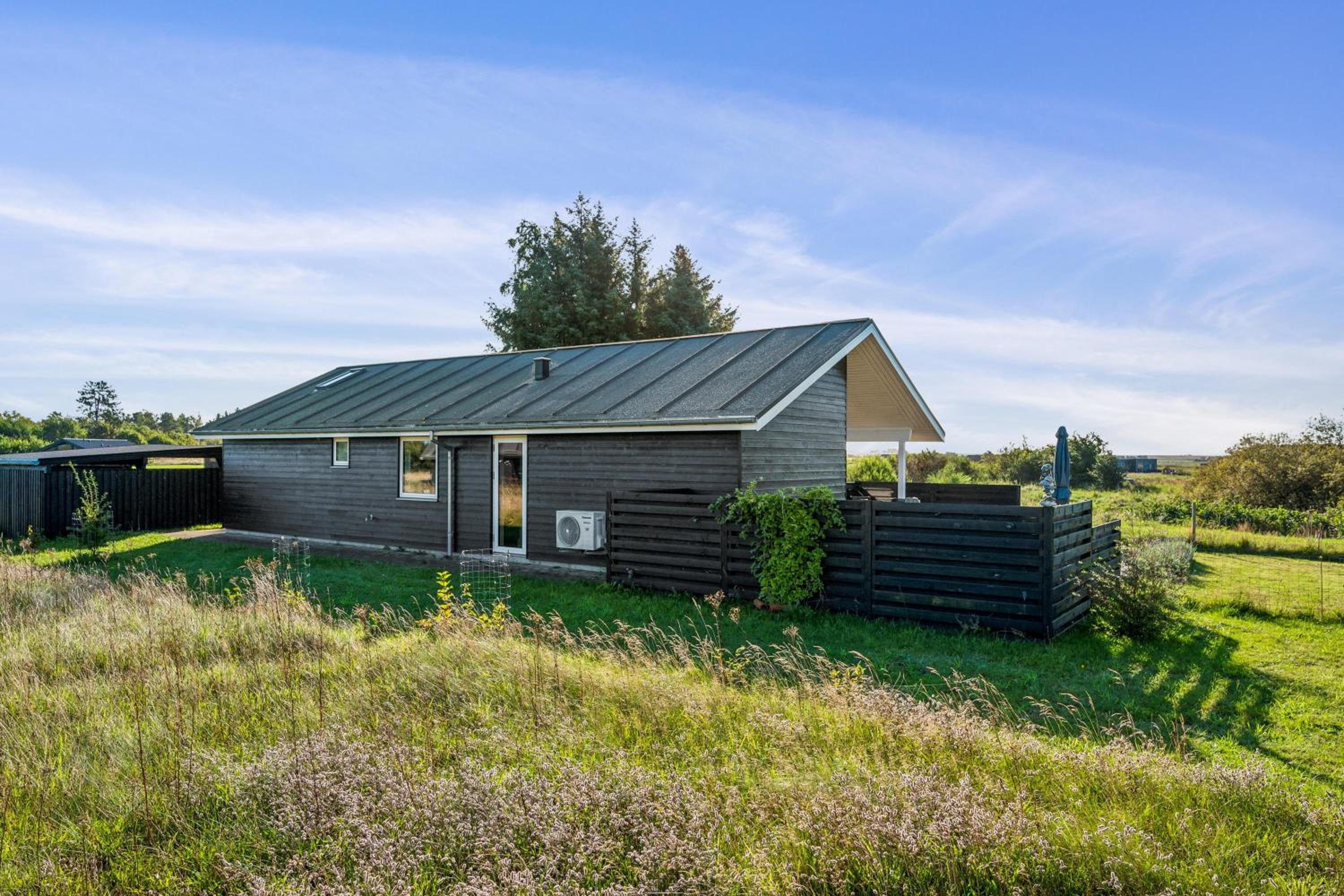Lyst Og Stilrent Sommerhus Ved Gjerrild Strand