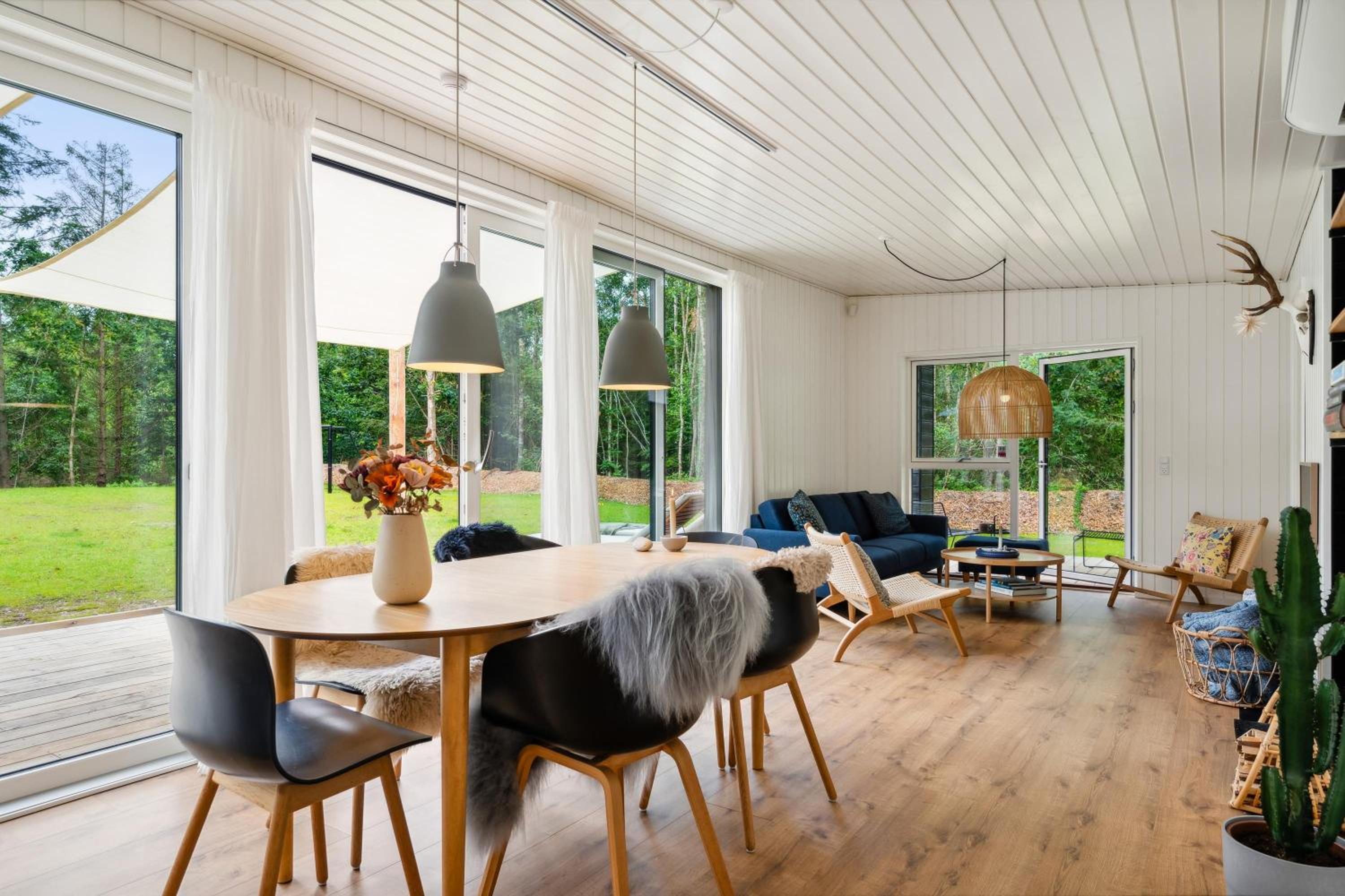 Beautiful Newly Built House By Boeslum Beach