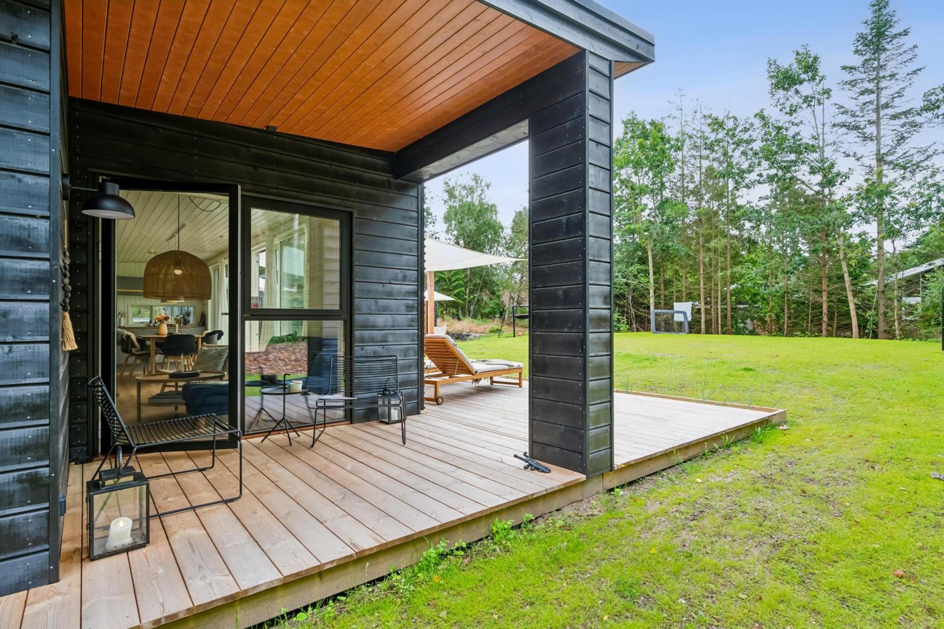 Beautiful Newly Built House By Boeslum Beach