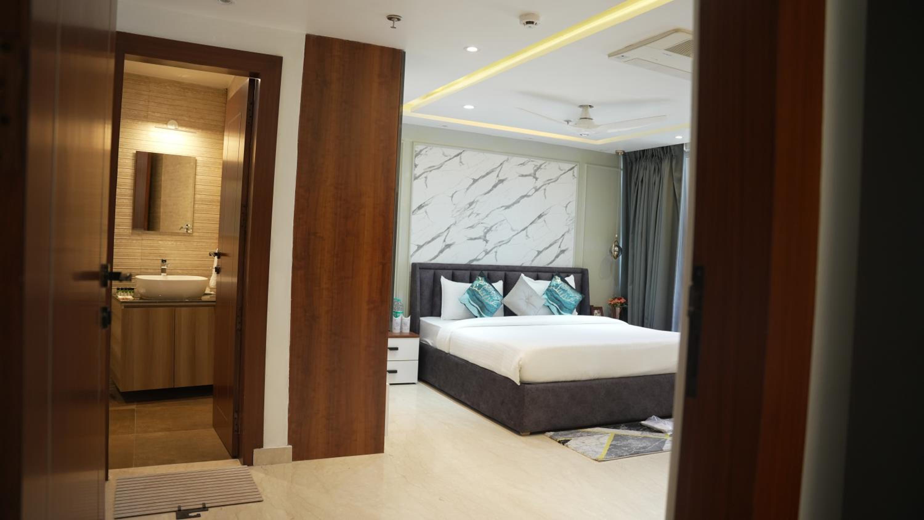 hotel room