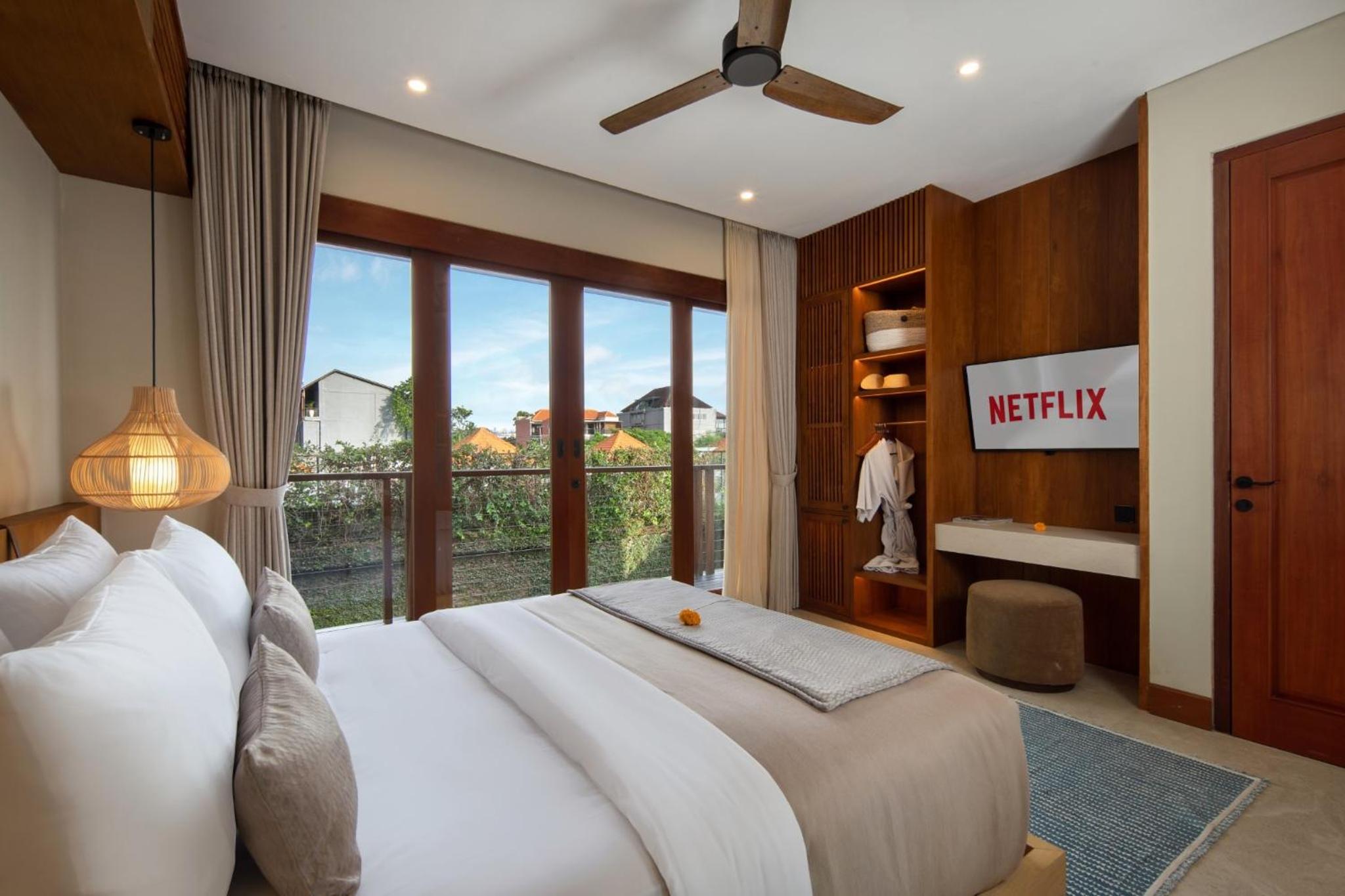 Kolila Villa Seminyak by Ini Vie Hospitality view 4