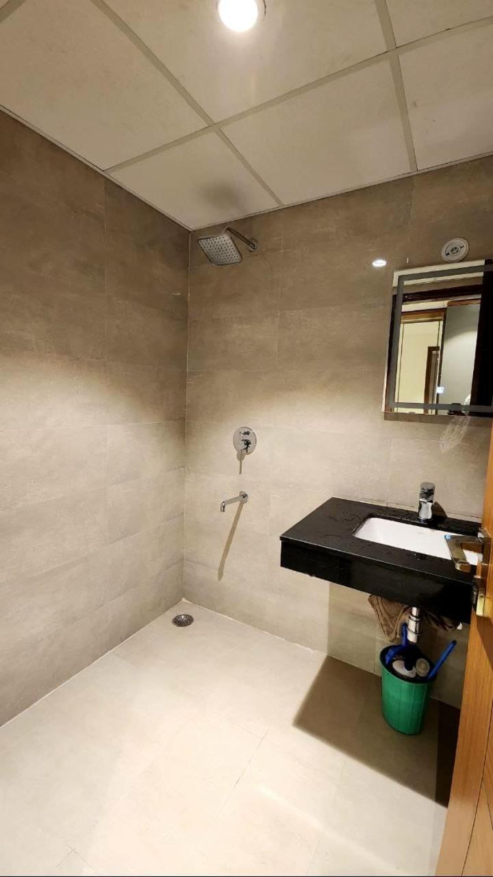 Studio Apartment In Omaxe New Hazratganj view 4