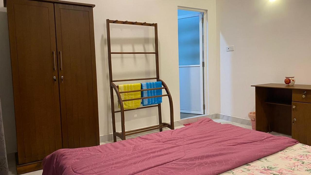 Four Bedroom Apartment Ja Ela near highway entrance