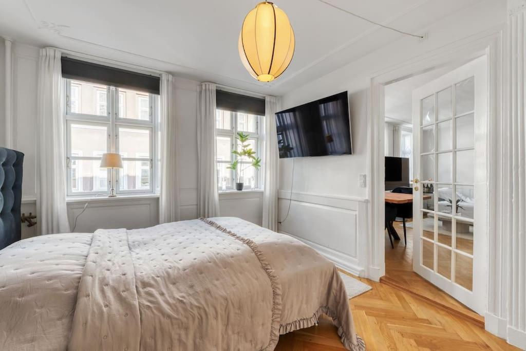 Central og charmerende lejlighed