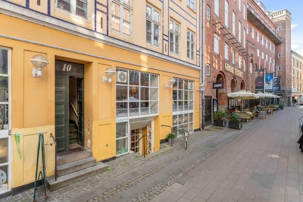Central og charmerende lejlighed