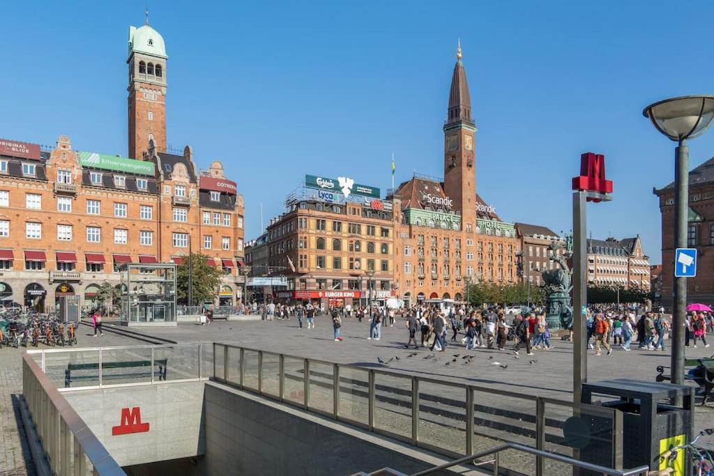 Central og charmerende lejlighed