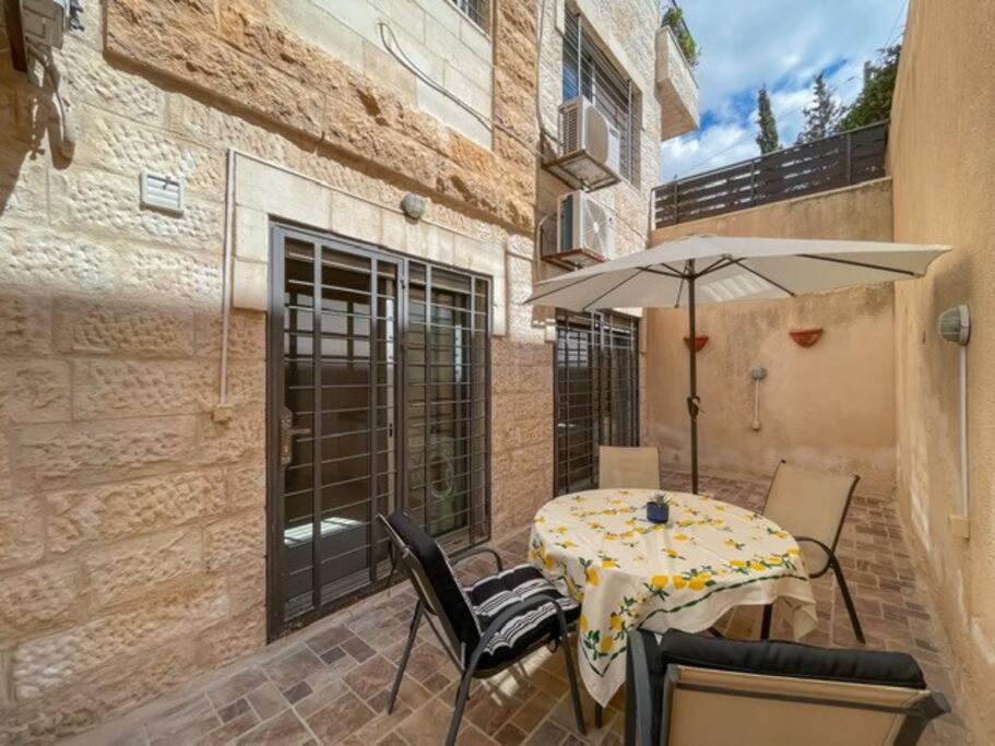 Eclectic & spacious 2BR, in the heart of Amman view 3