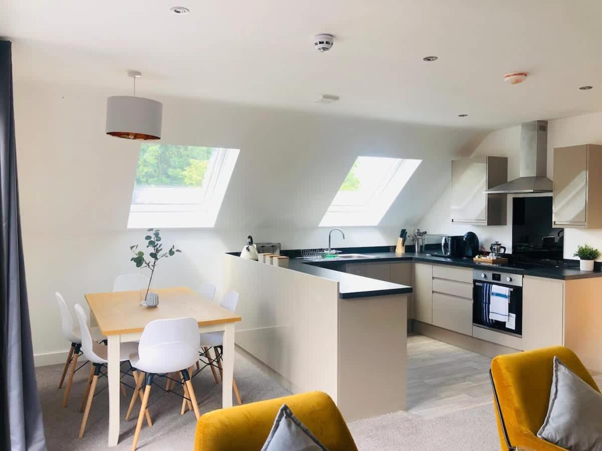 Two Bedroom flat Millennium Gallery in Langset Road view 5