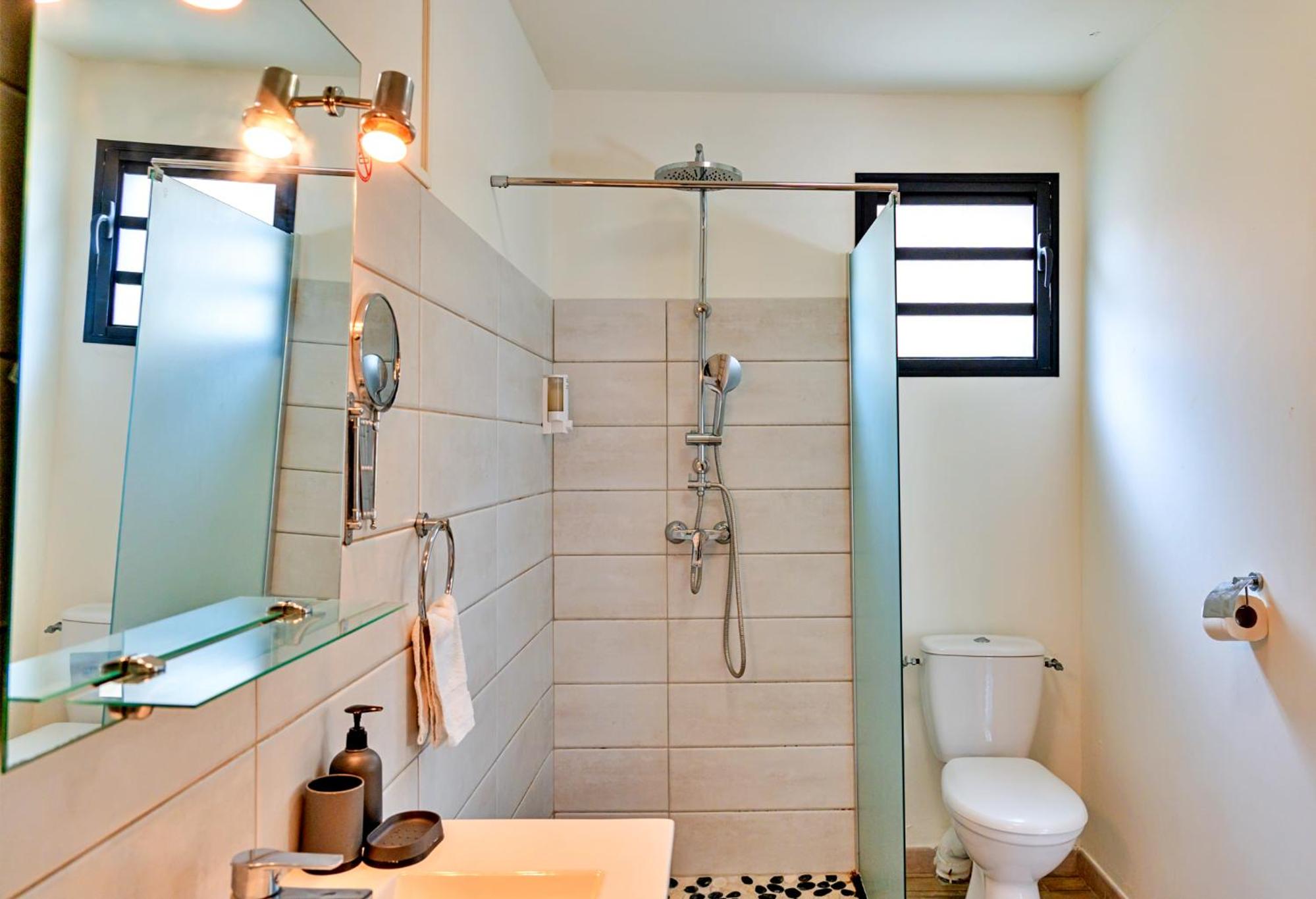Magnifique appartement Wonm Vue mer & pisicine view 2