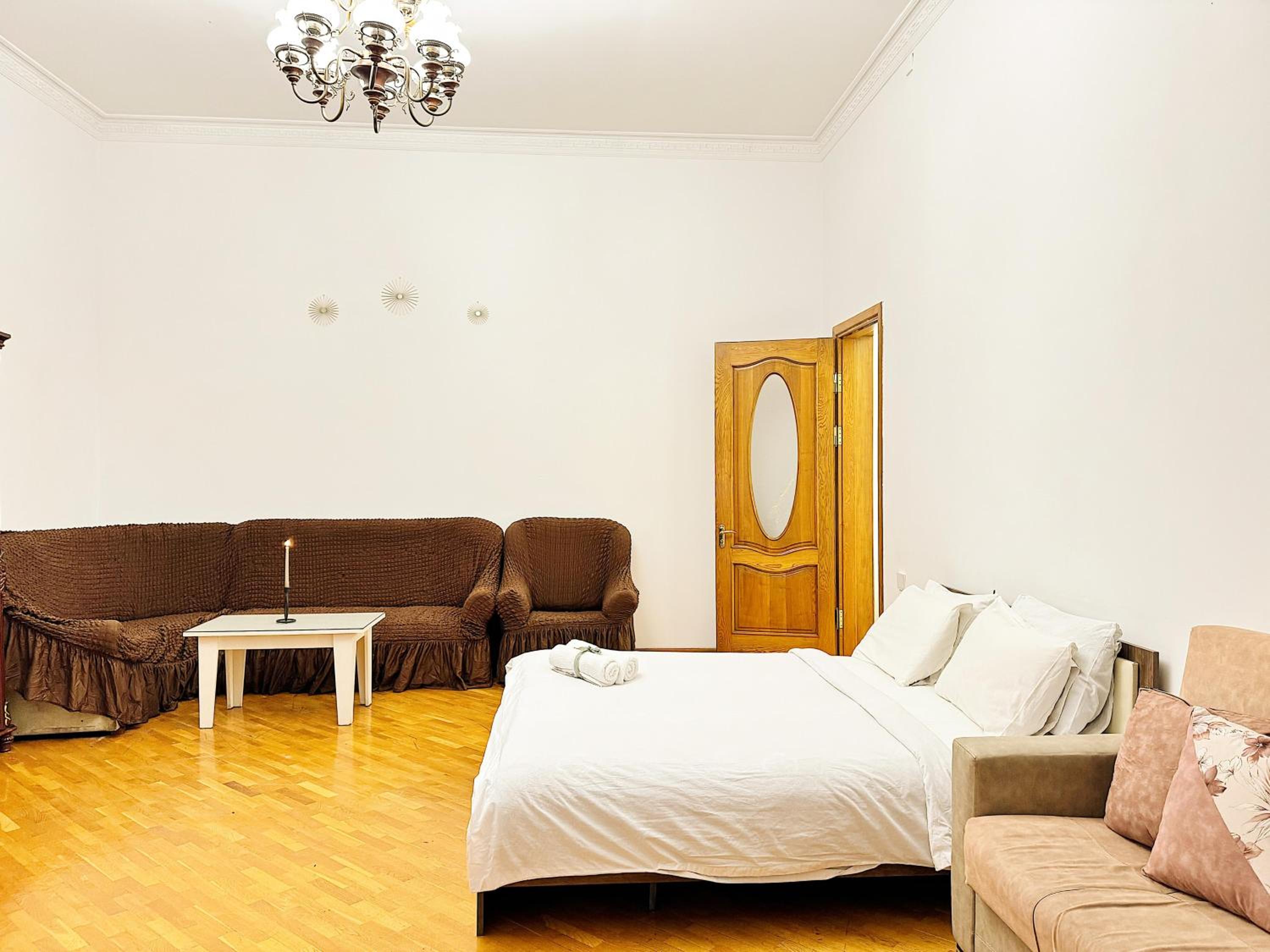 Cozy City Center Apartment