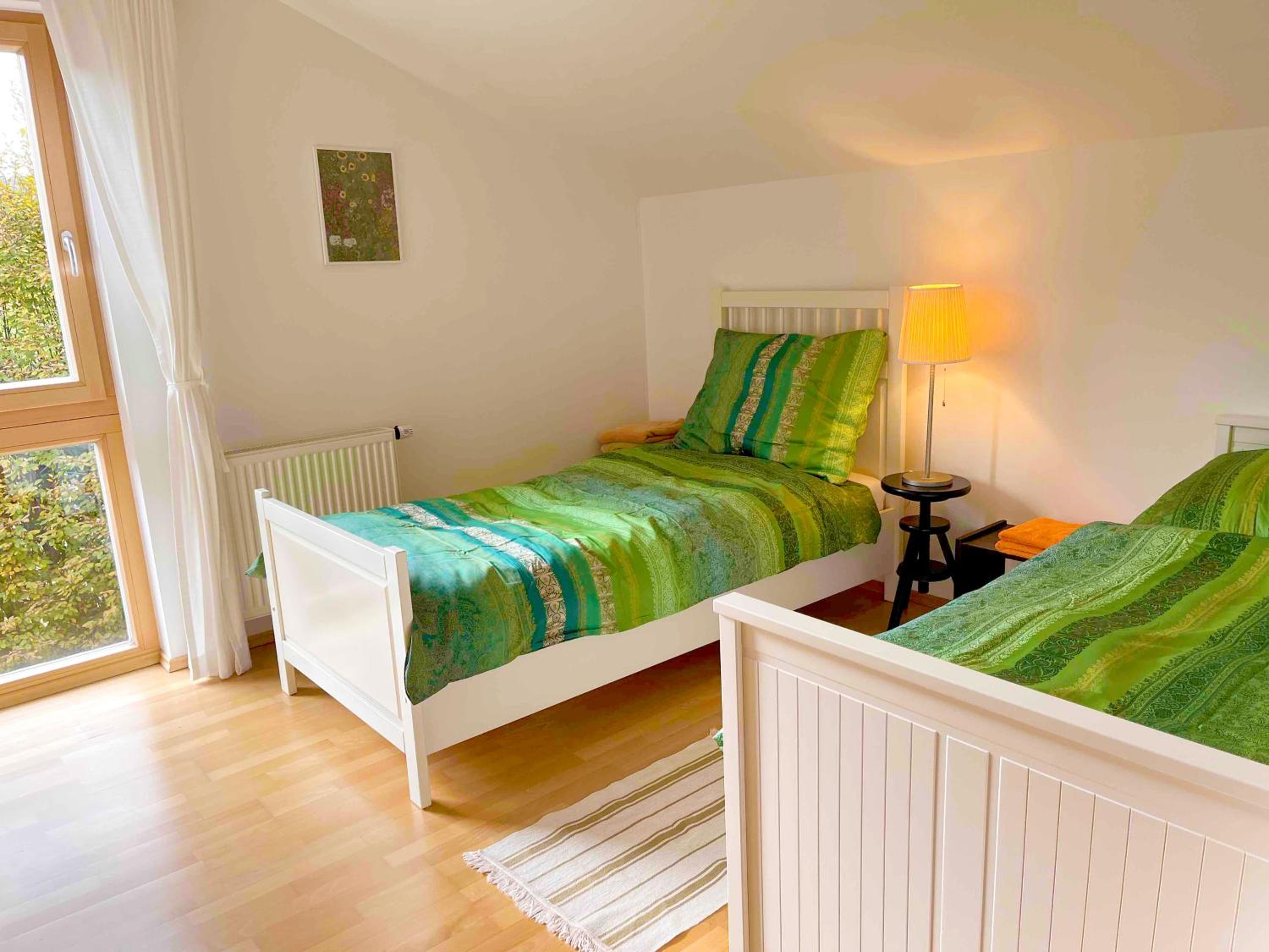 Chalet Attersee - ganzes Ferienhaus, Seeblick, Kamin, Sauna