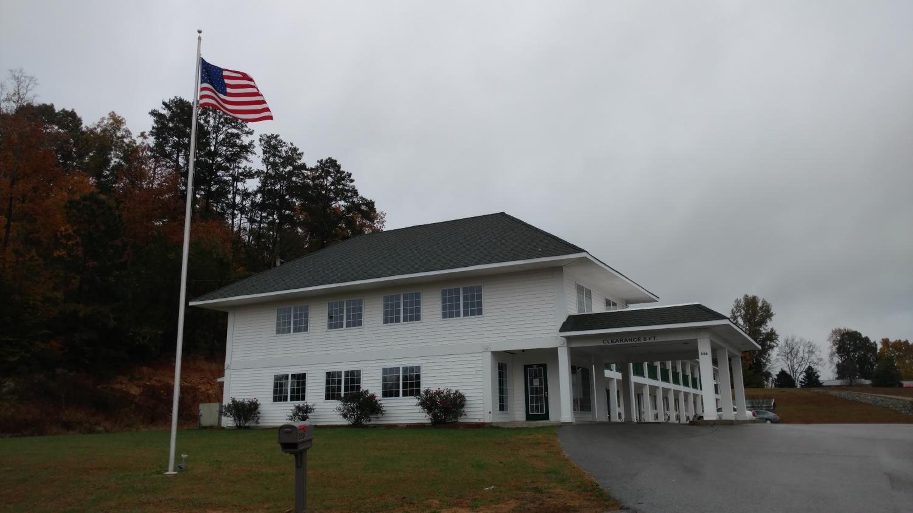 Hurricane Inn