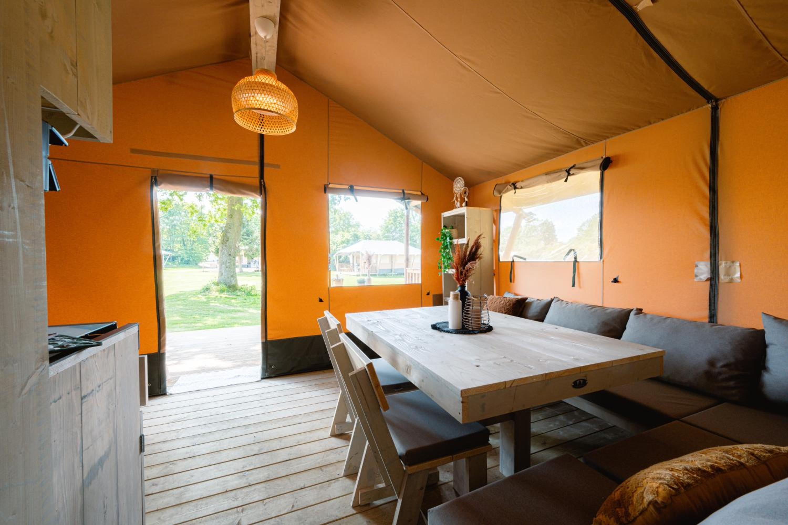 Safari Lodges XL view 2