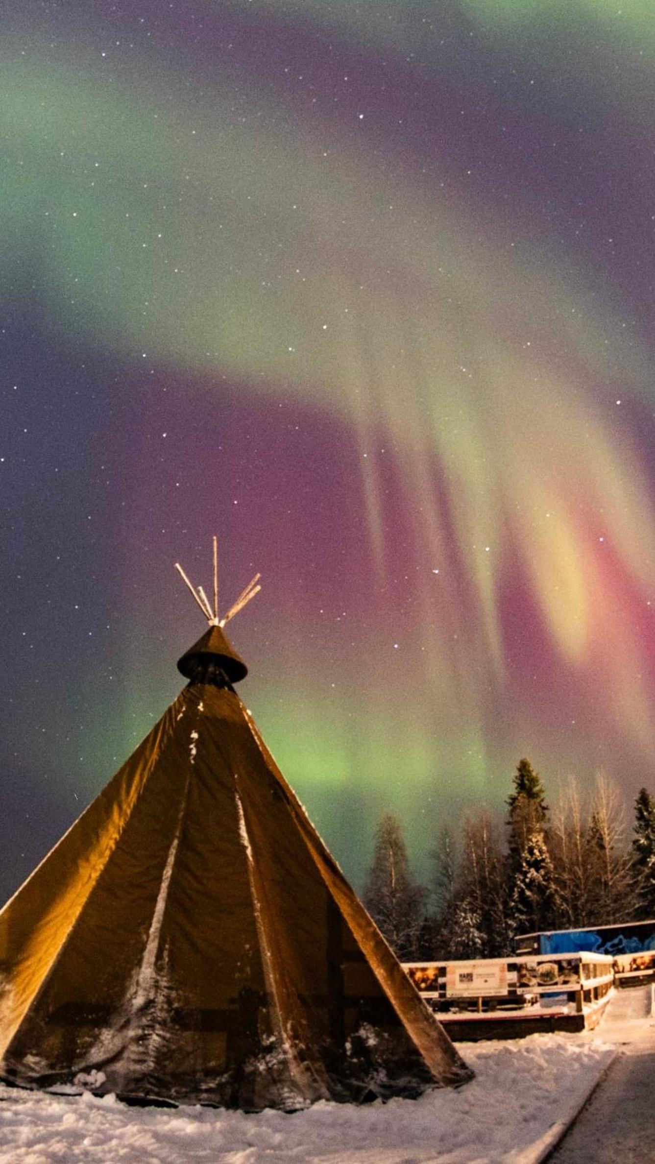 AuroraHut at Sauna Retreat
