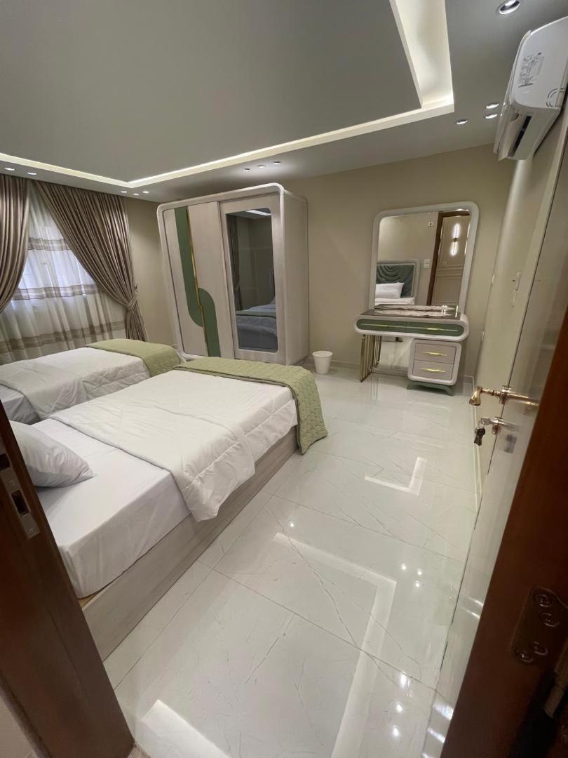 EGD-Ab-13 a 3 bedroom property in Nasr city