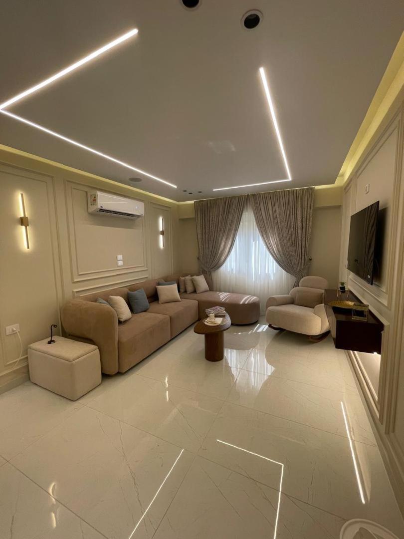 EGD-Ab-13 a 3 bedroom property in Nasr city