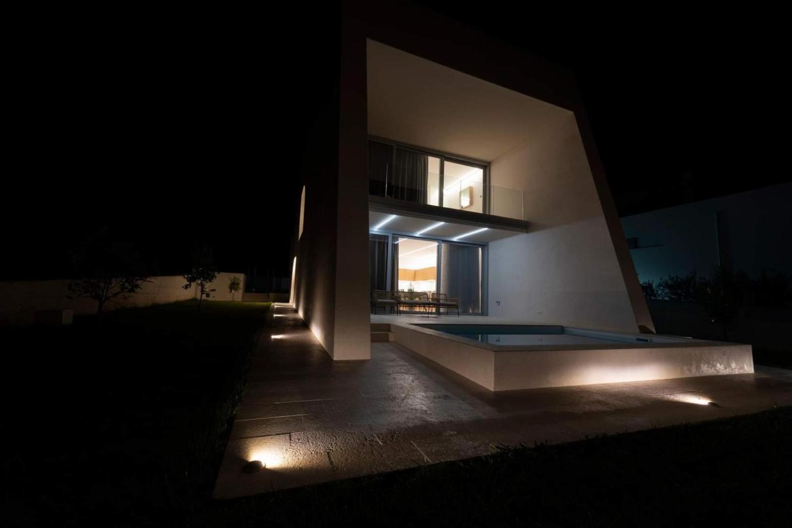 Venus and Aprilia - Luxury by the Coast view 4