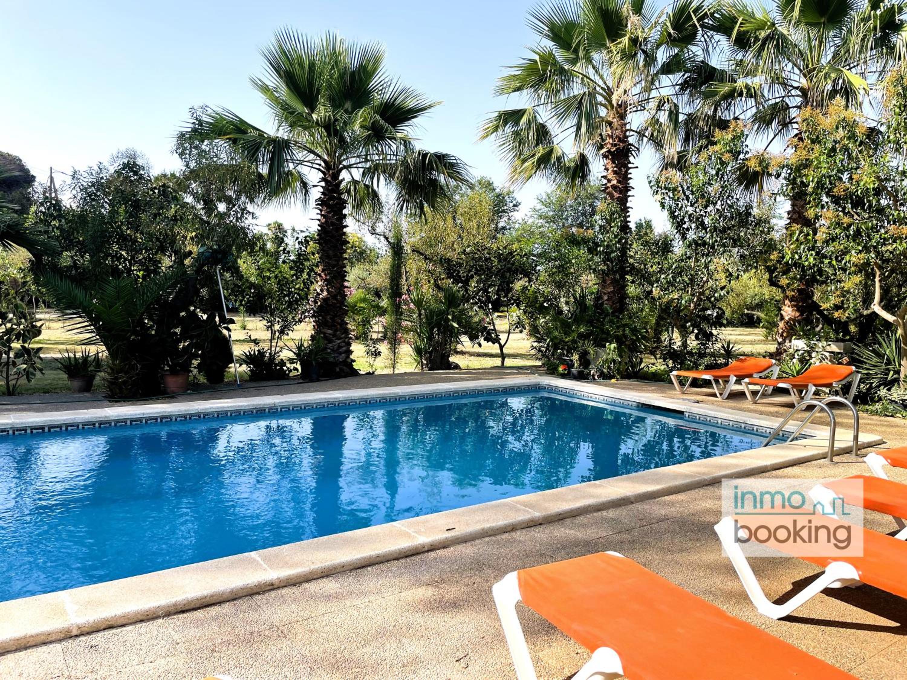 Villa Mediterrania, con piscina y barbacoa