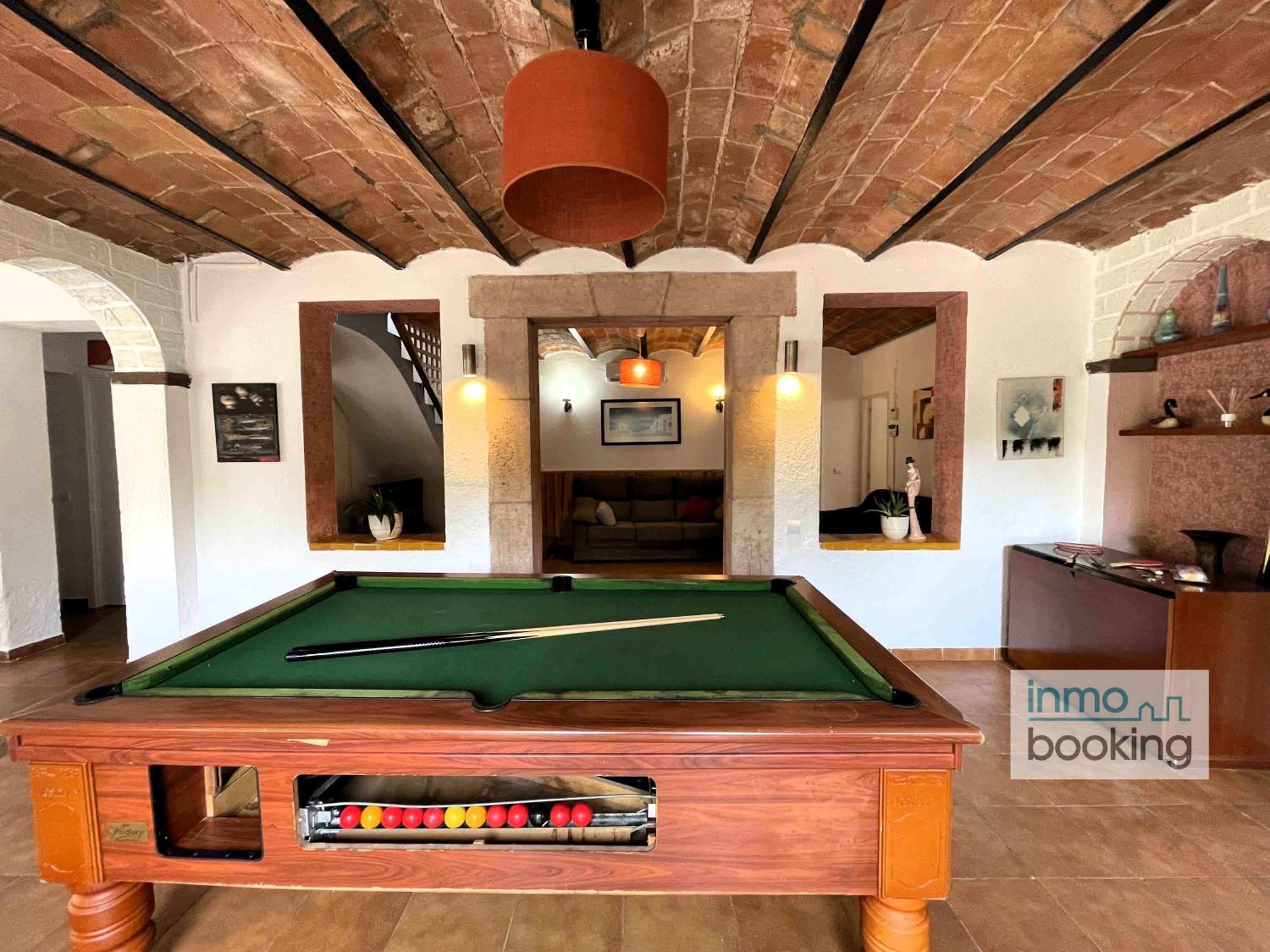 Villa Mediterrania, con piscina y barbacoa