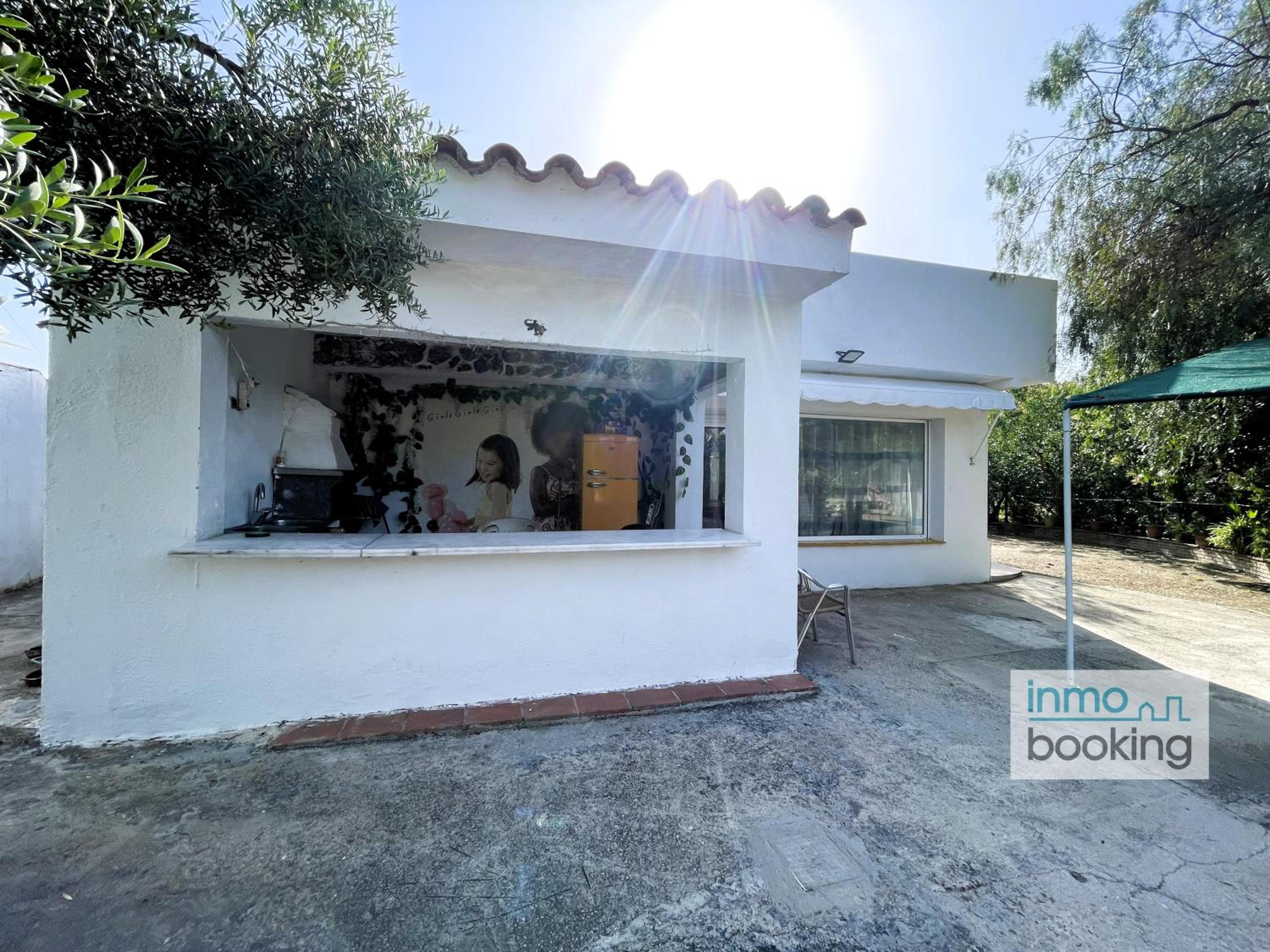 Villa Mediterrania, con piscina y barbacoa