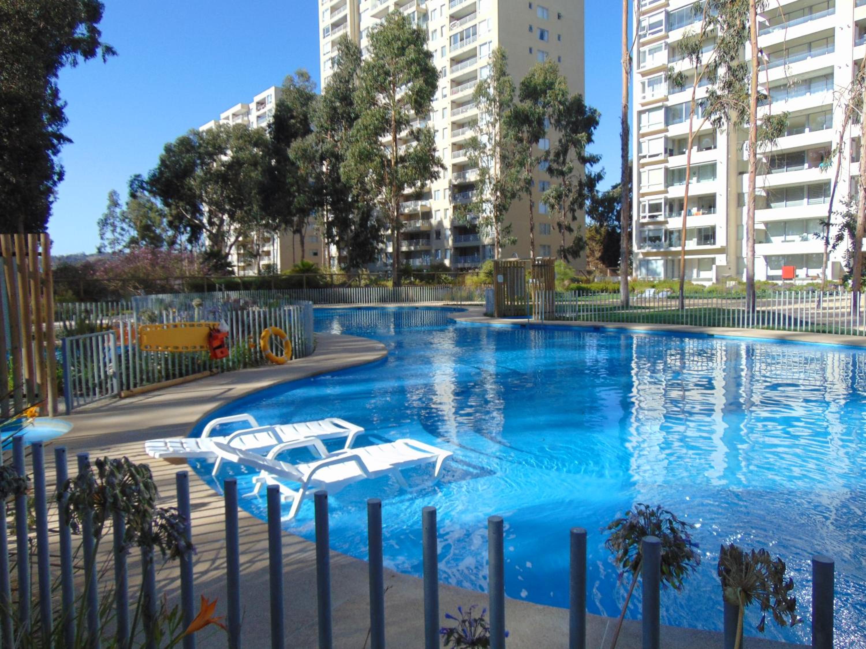Hermoso! Costa Algarrobo, combina playa y bosque