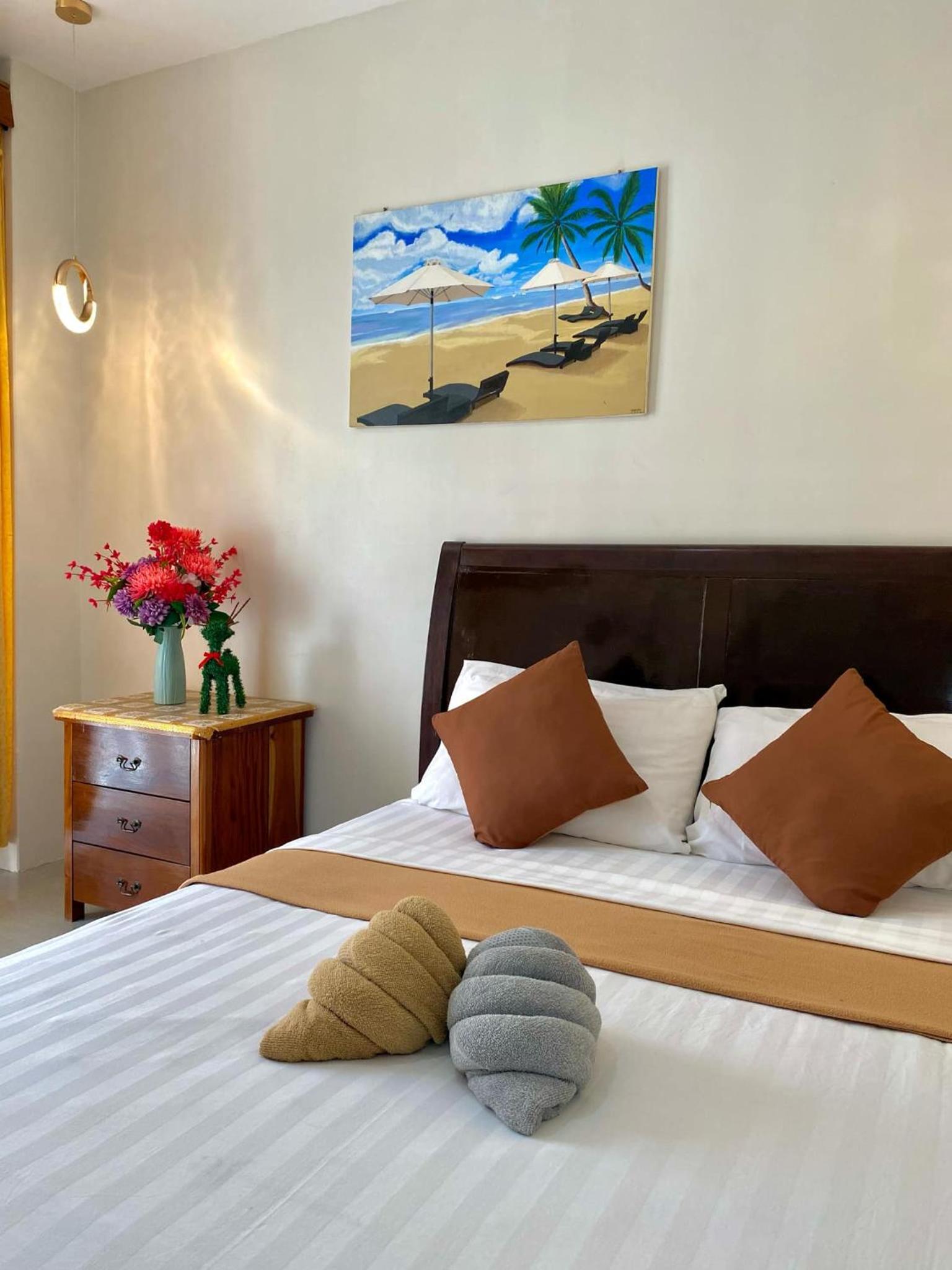 AJ Travellers Inn - Main view 5
