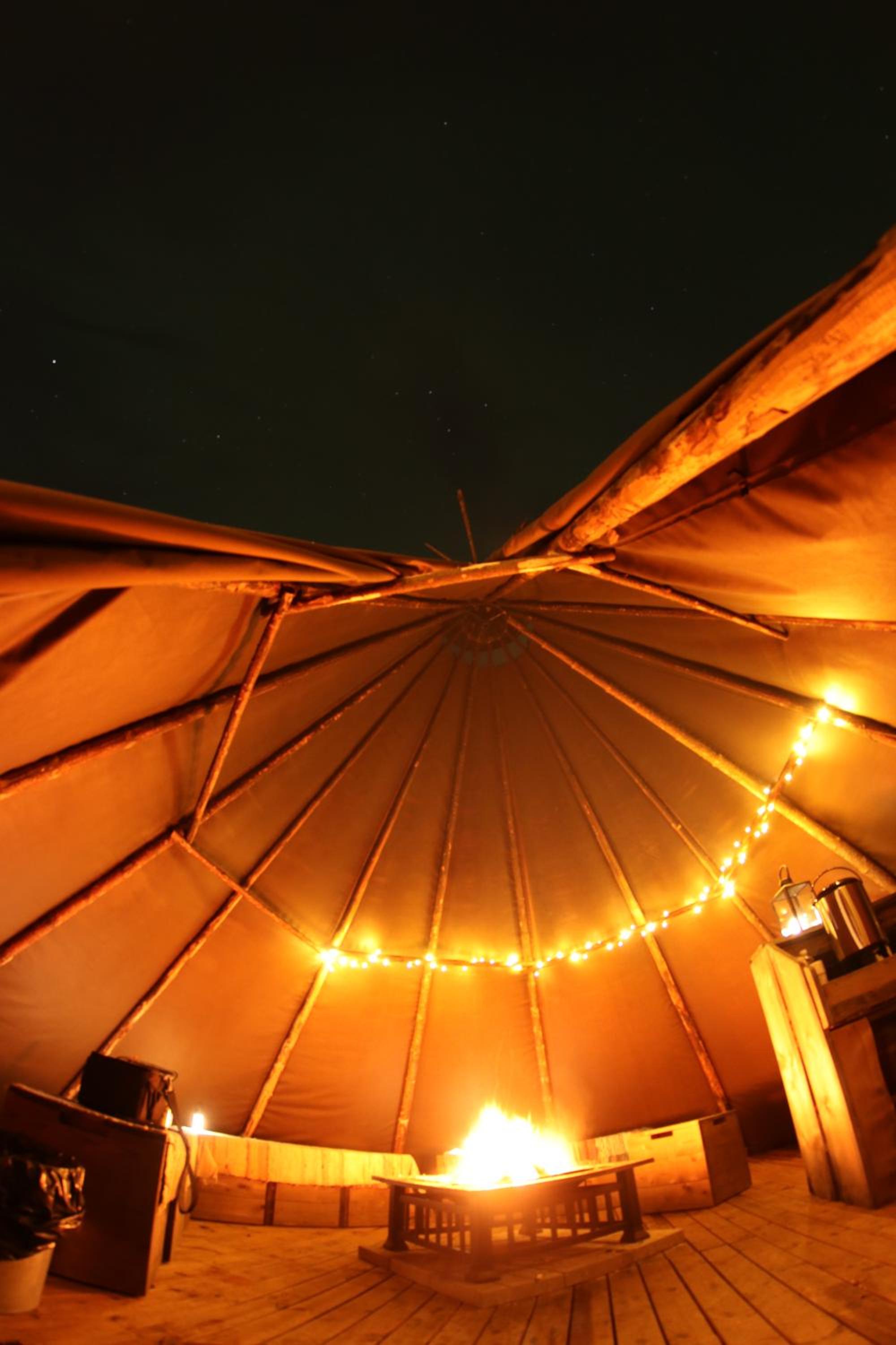 AuroraHut at Sauna Retreat