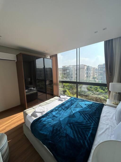 Zen stays Sunny 2BR Lakeview