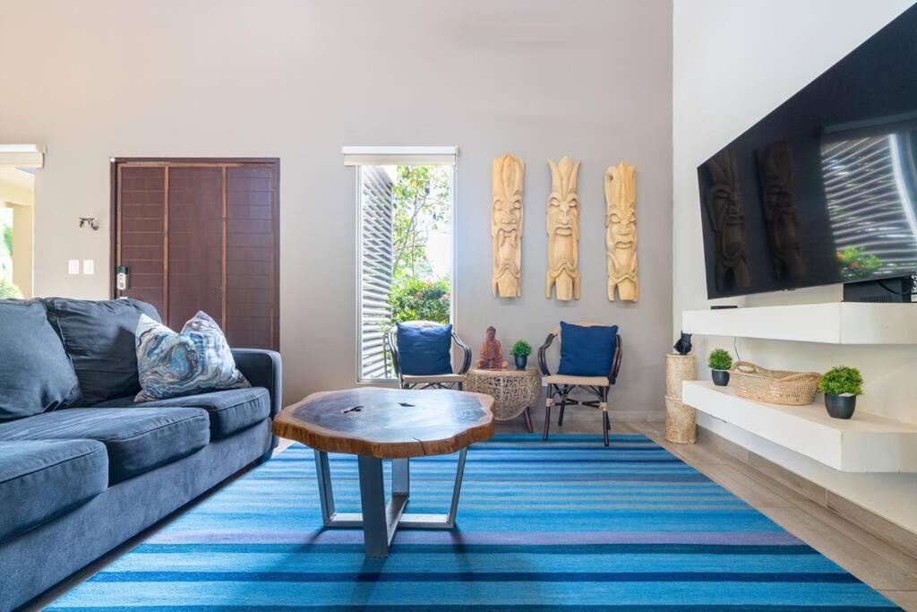 Amazing Beach Side Home-Walk to Best Beach in Uvita
