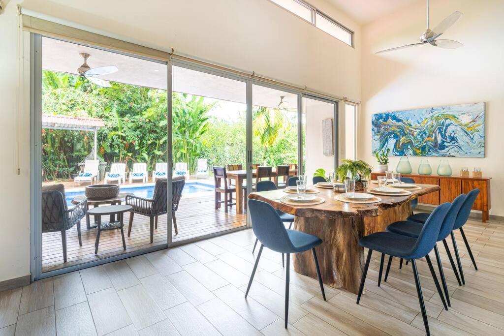 Amazing Beach Side Home-Walk to Best Beach in Uvita