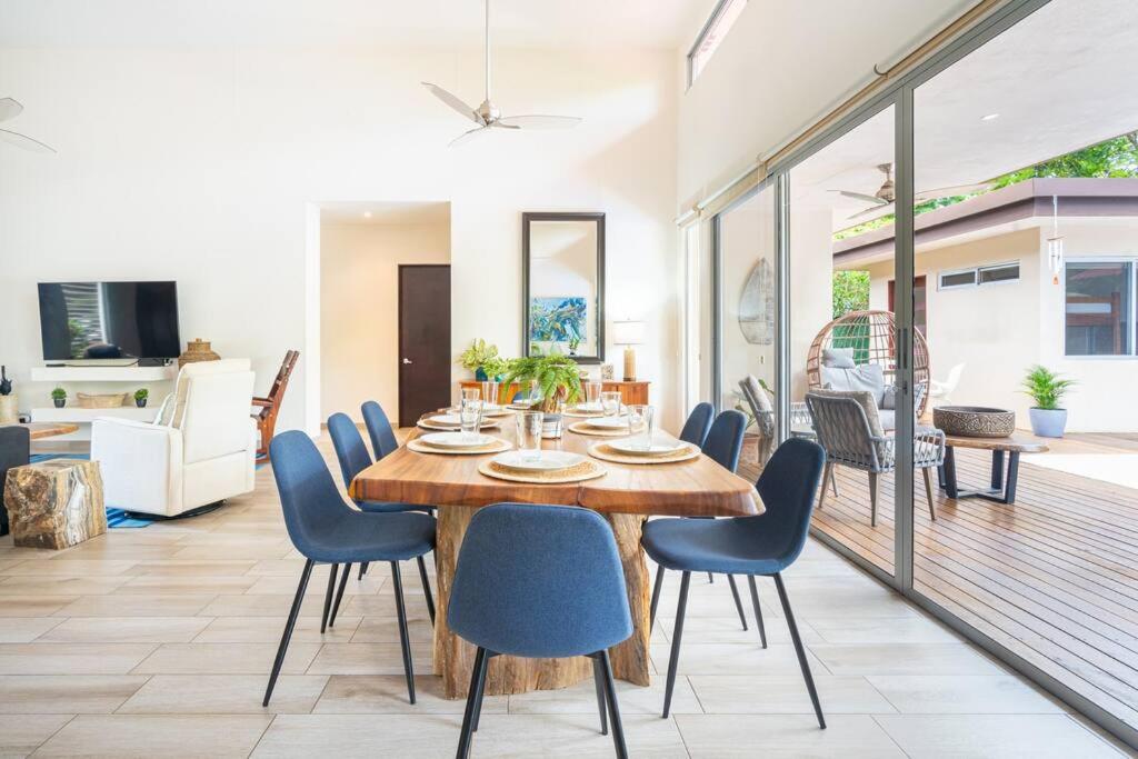 Amazing Beach Side Home-Walk to Best Beach in Uvita
