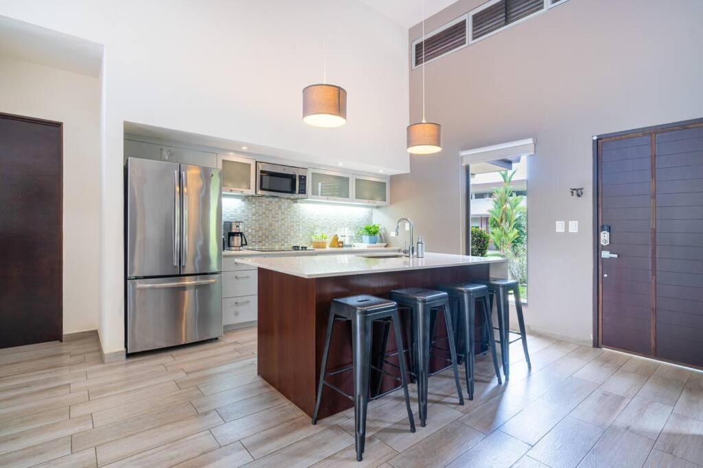 Amazing Beach Side Home-Walk to Best Beach in Uvita