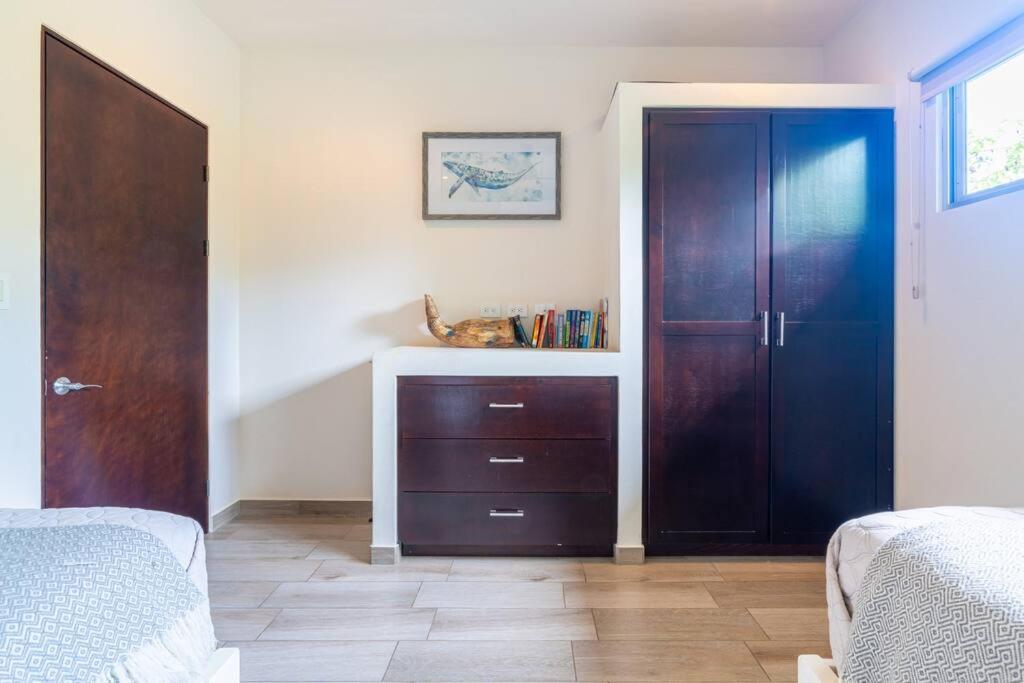 Amazing Beach Side Home-Walk to Best Beach in Uvita