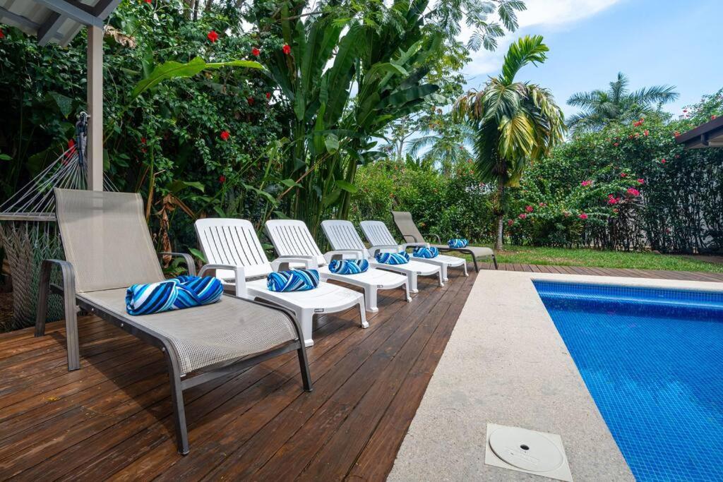 Amazing Beach Side Home-Walk to Best Beach in Uvita