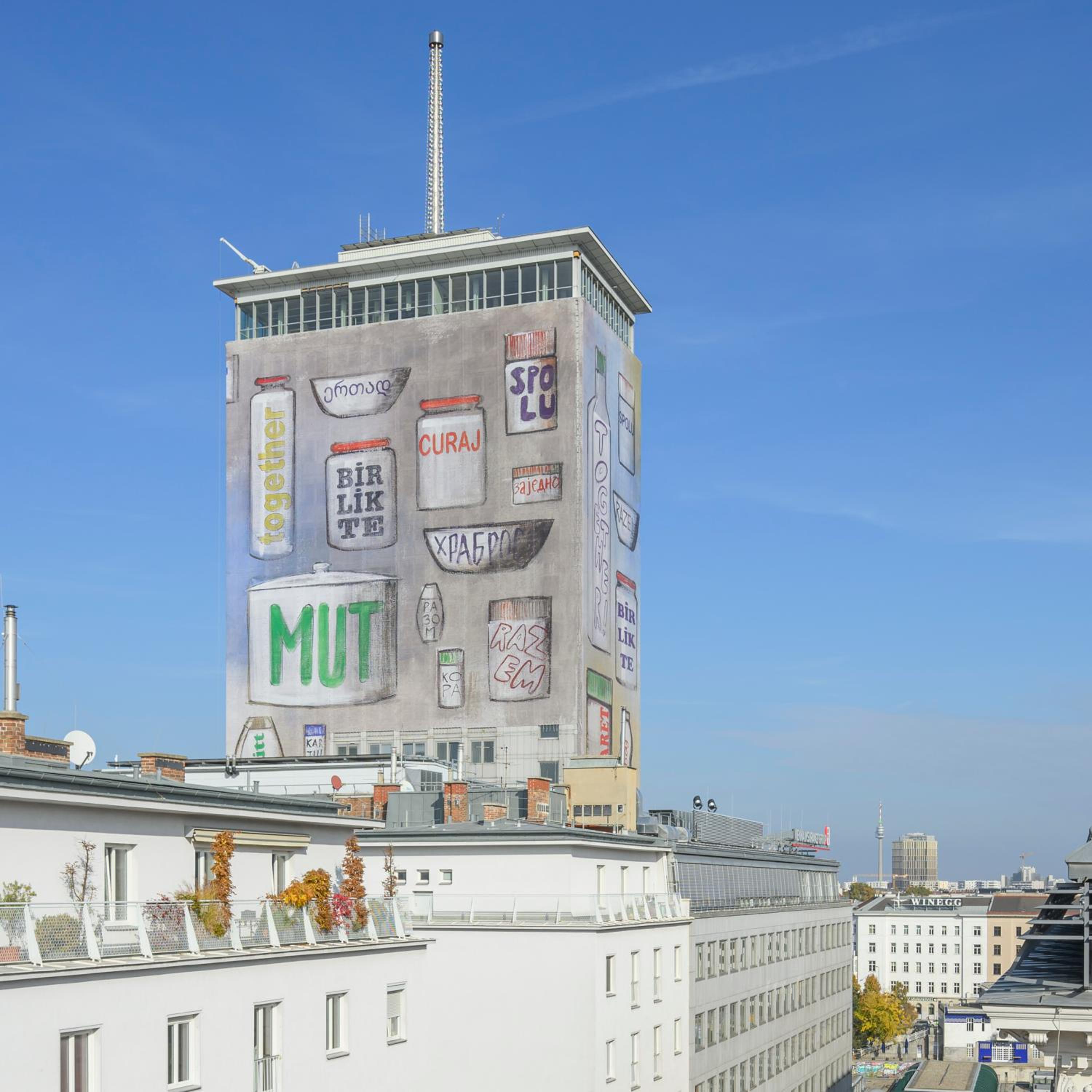 Vienna Rooftop Haven 120m, 3BR, Terrace, City Views!