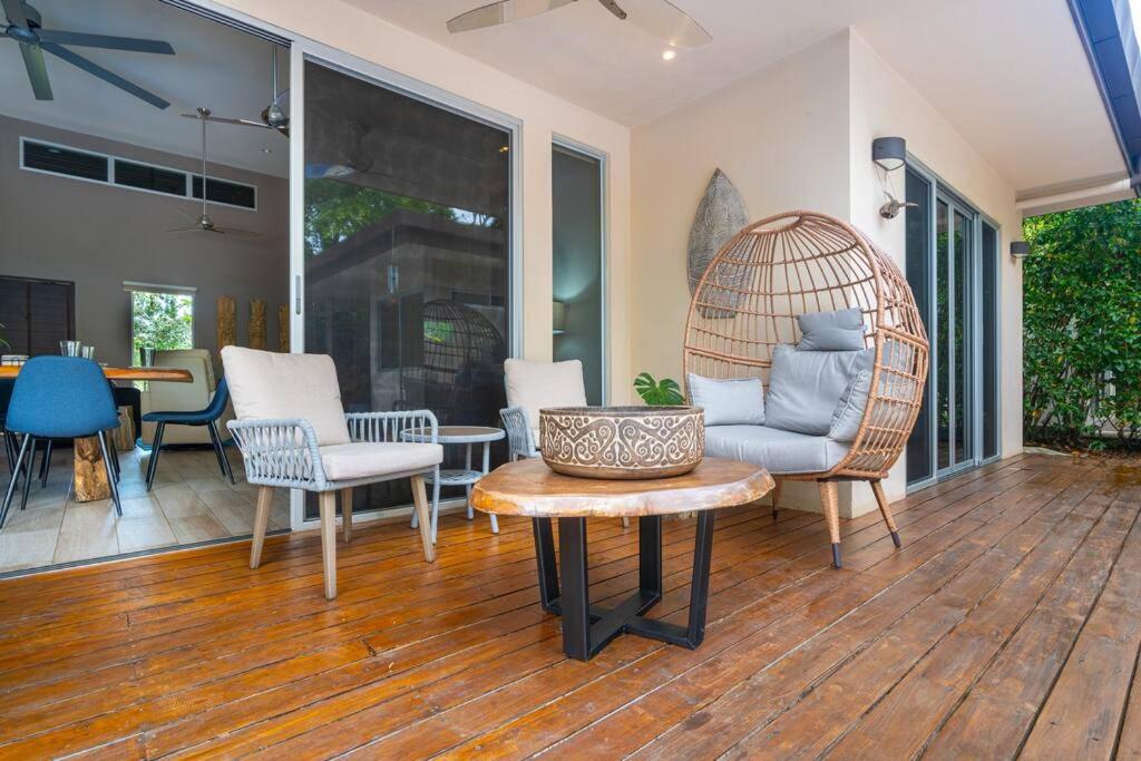 Amazing Beach Side Home-Walk to Best Beach in Uvita