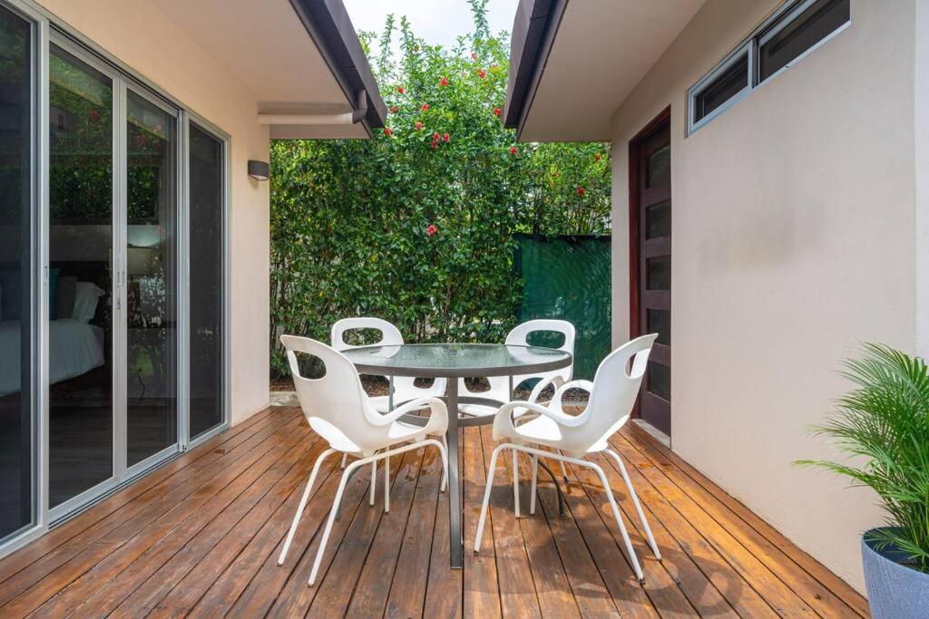 Amazing Beach Side Home-Walk to Best Beach in Uvita