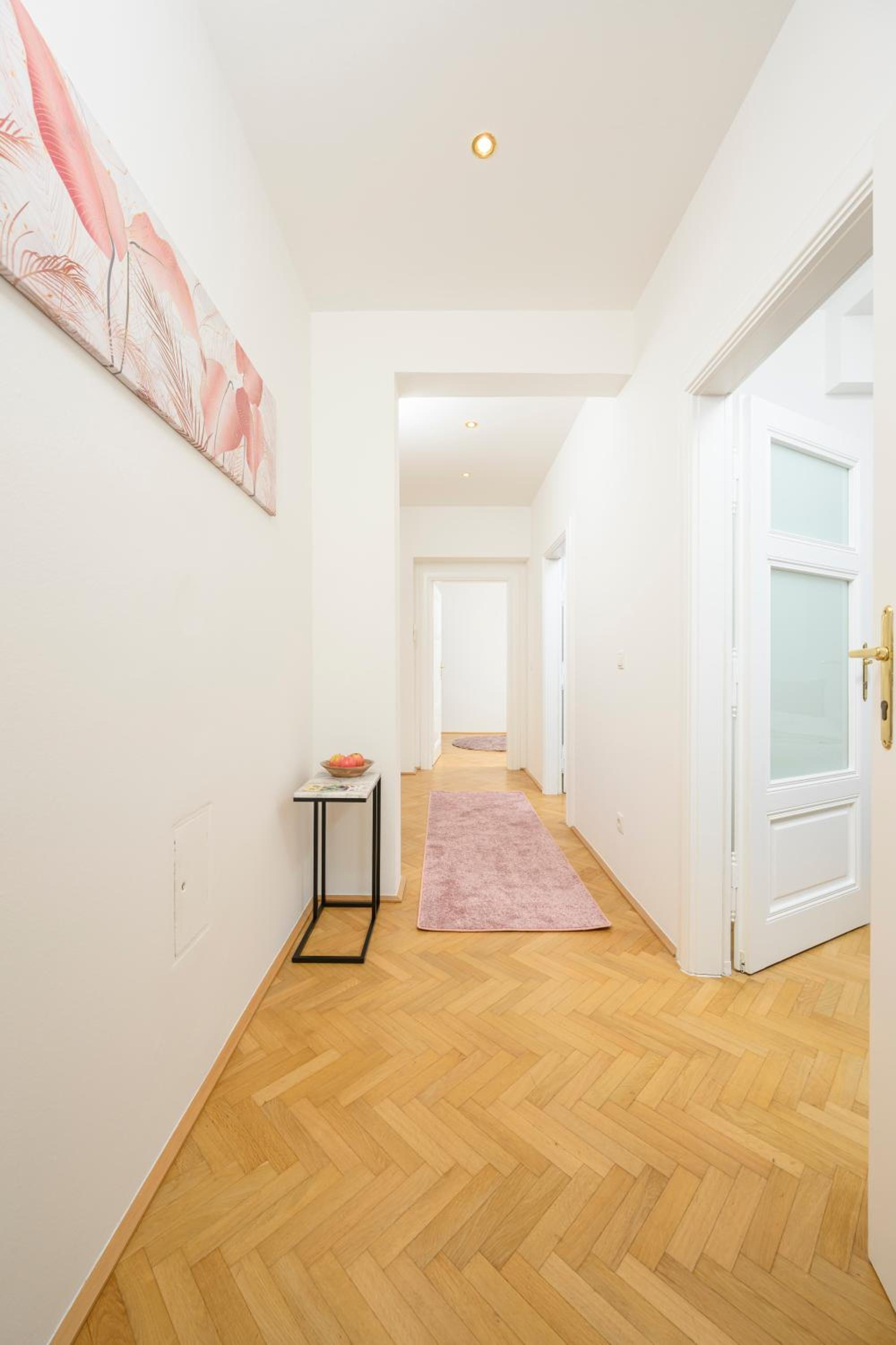 Vienna Rooftop Haven 120m, 3BR, Terrace, City Views!