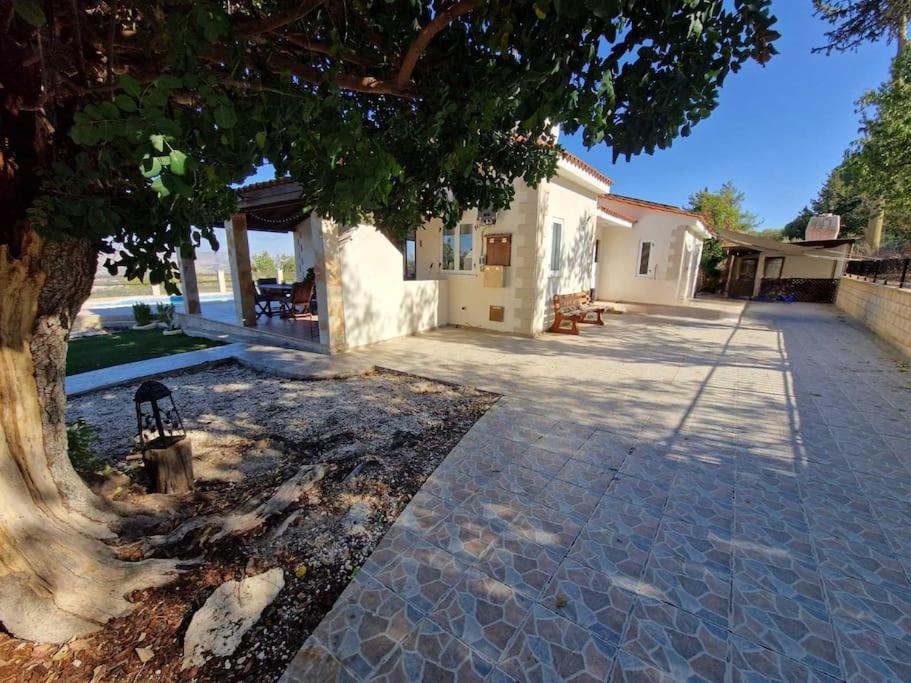 Villa in Kallepia-Luxurious stay