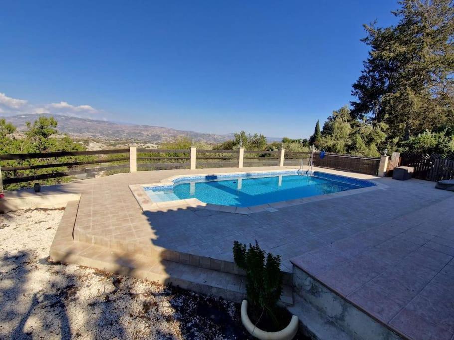 Villa in Kallepia-Luxurious stay