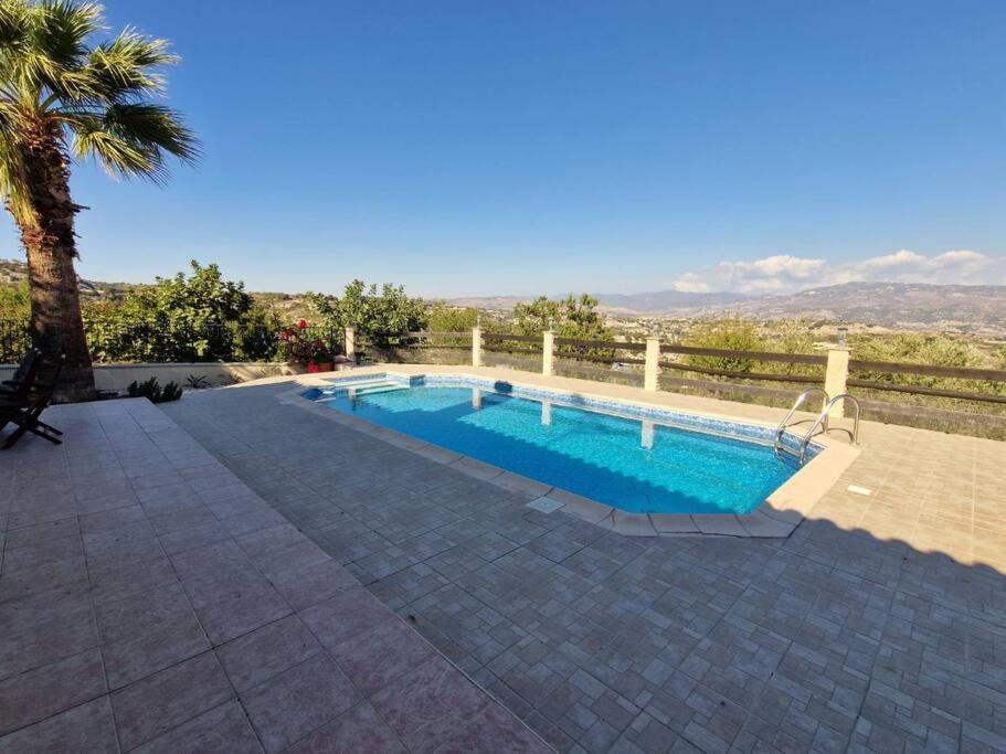 Villa in Kallepia-Luxurious stay