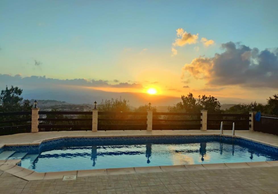 Villa in Kallepia-Luxurious stay