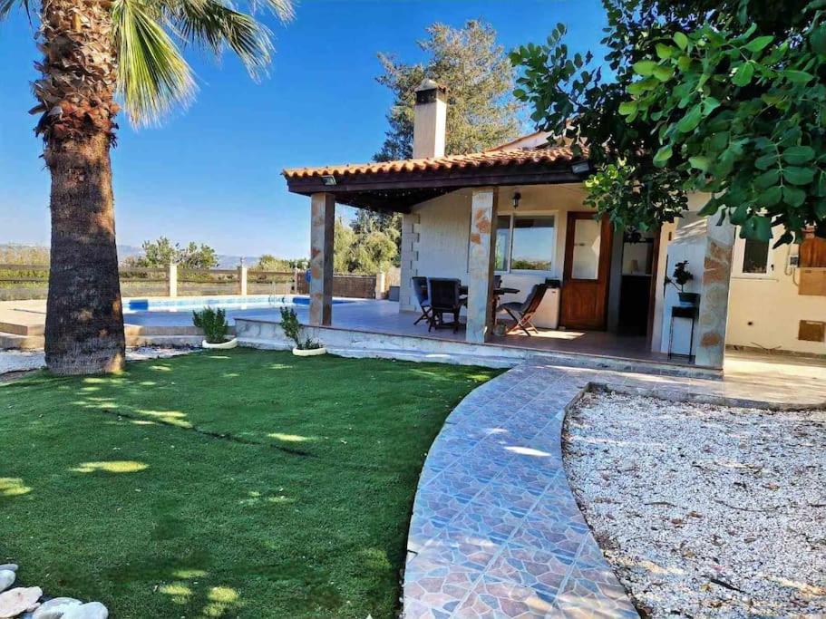 Villa in Kallepia-Luxurious stay