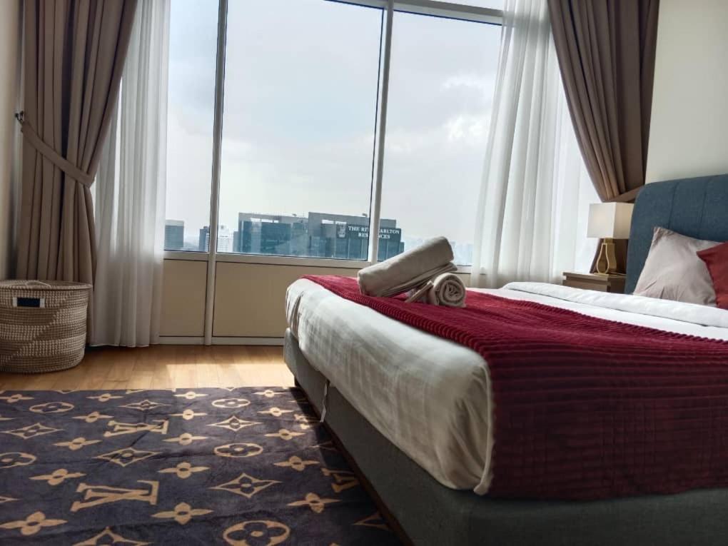 Sky Suites klcc At kl
