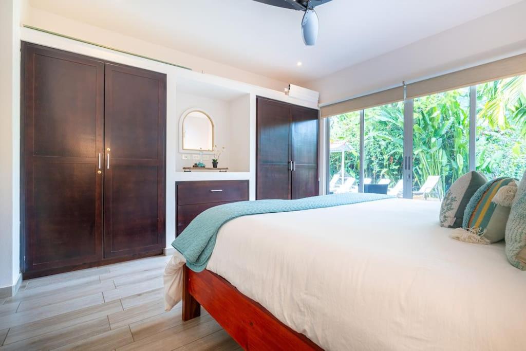 Amazing Beach Side Home-Walk to Best Beach in Uvita