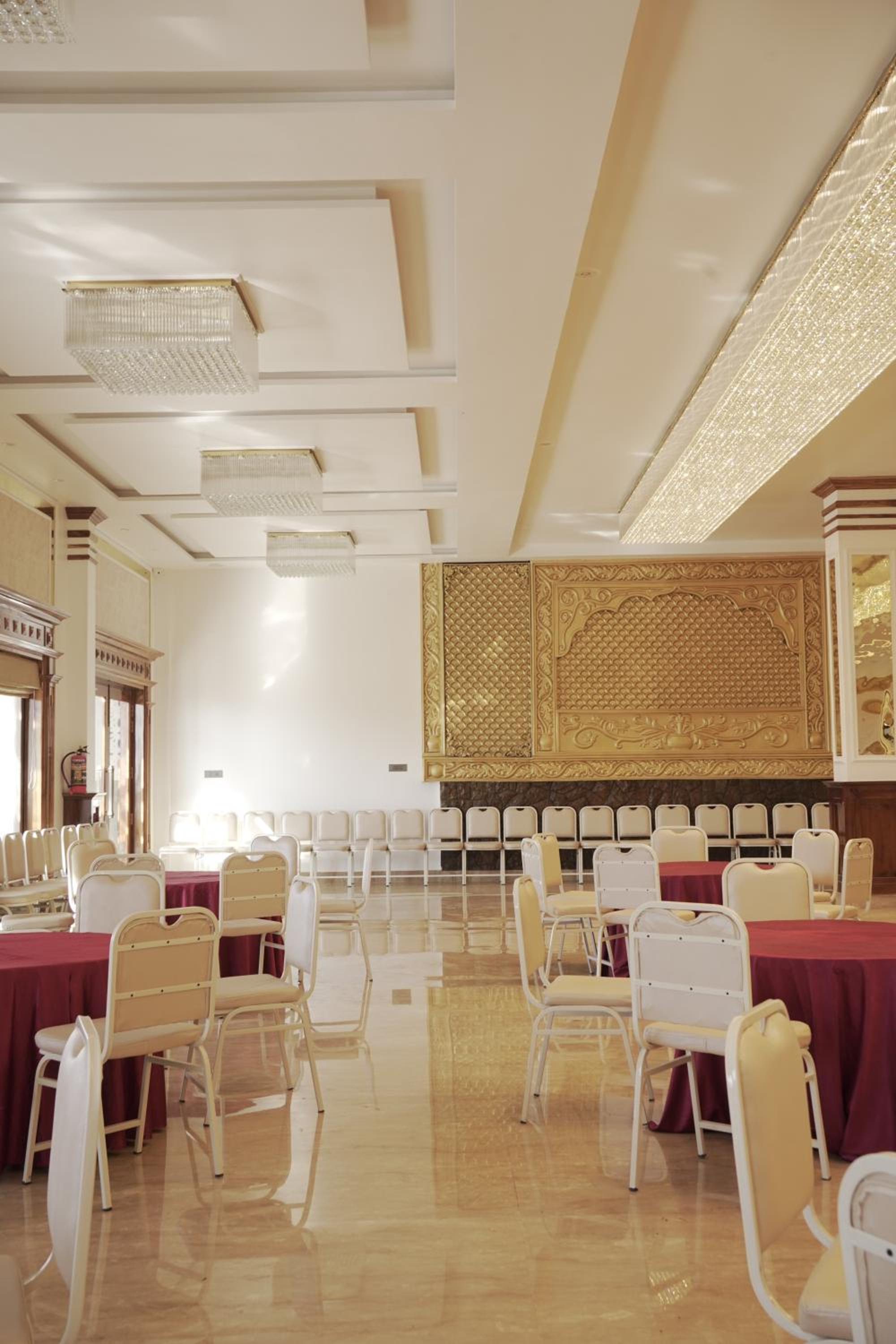 The Uttrayan - Luxury meets tranquility