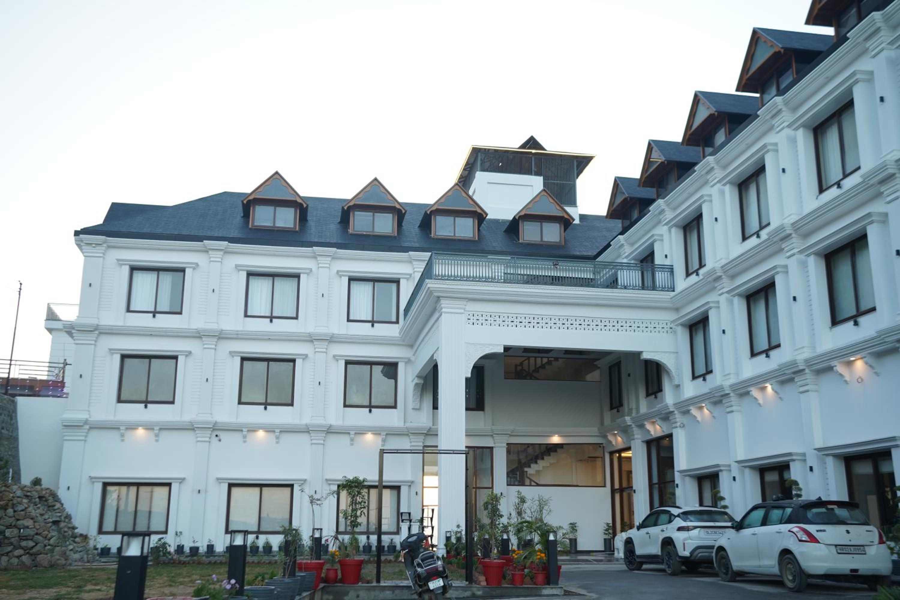 The Uttrayan - Luxury meets tranquility