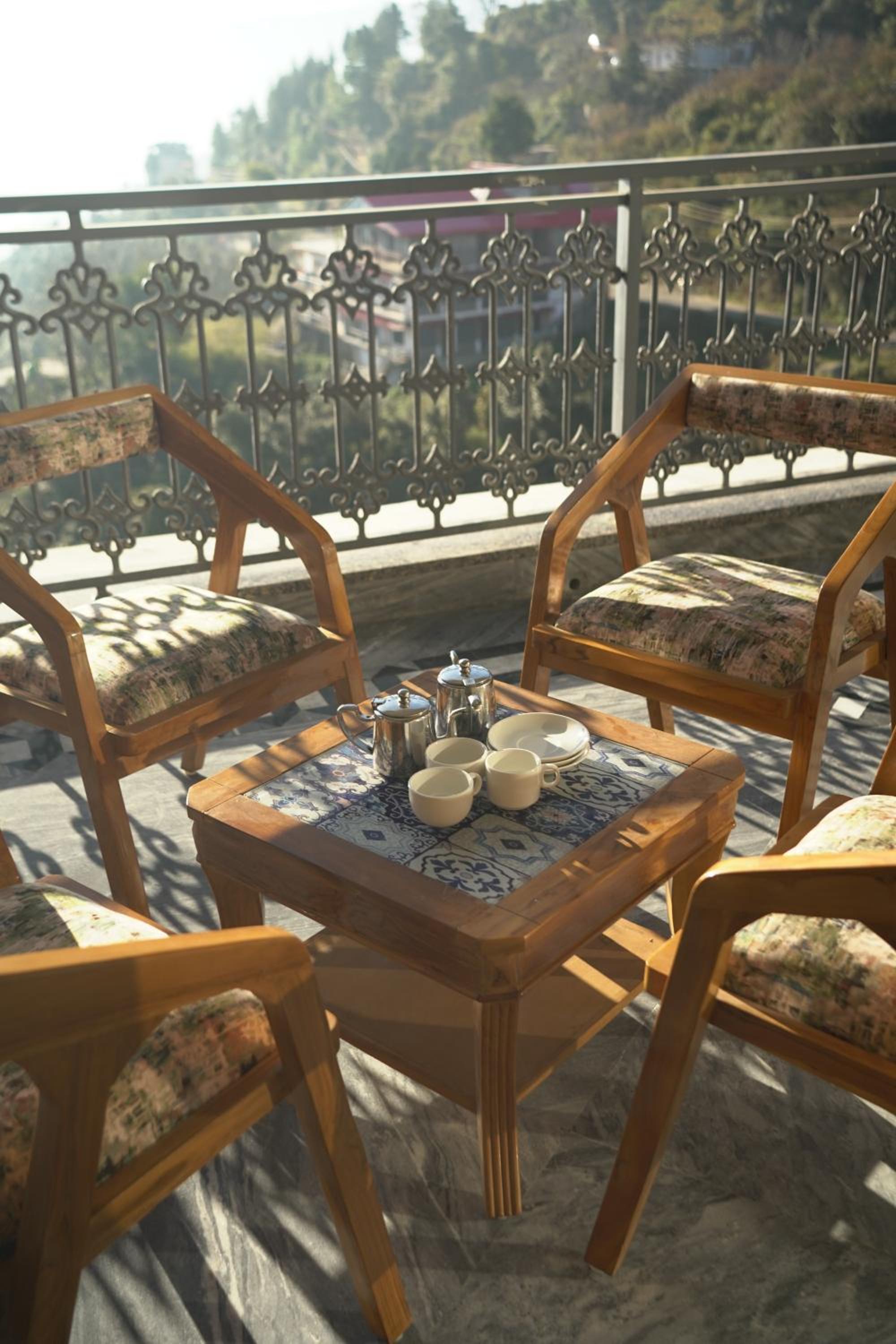 The Uttrayan - Luxury meets tranquility